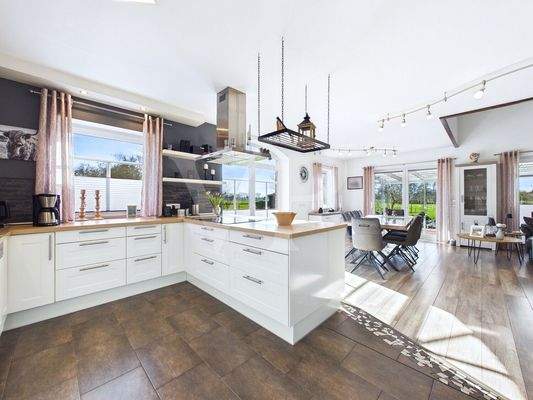 Wohn- und Essbereich