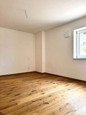 20250415_090435295_iOS