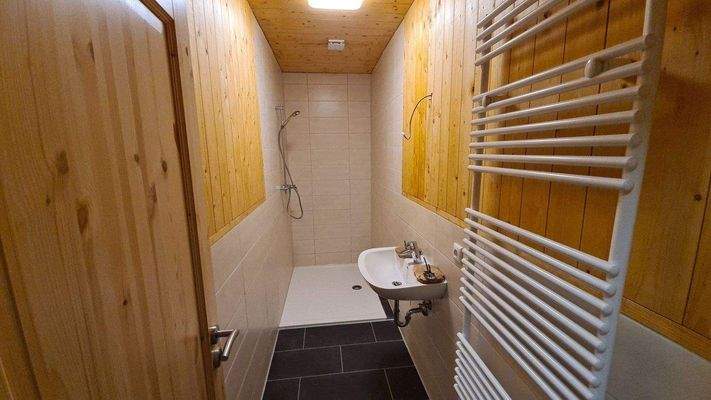 Dusche 1.jpg