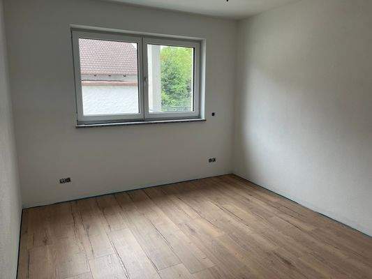 Schlafzimmer 2 (6).jpeg