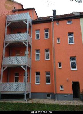 Hausrückseite mit Balkonanlage