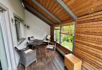 Überdachte Terrasse