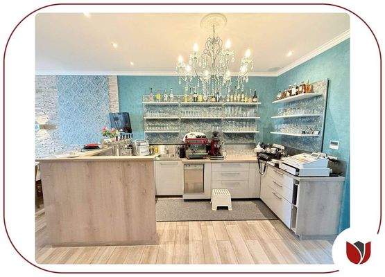 Blickfang im Gastraum: Neuwertiger Tresen