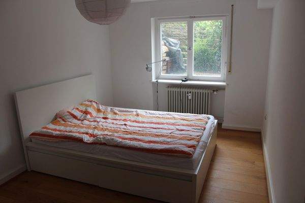 Schlafzimmer Gartengeschoss