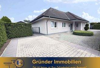 Weißer Bungalow in to Lage