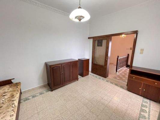 Kreta, Chania-Nea Chora: 2-Zimmer-Wohnung mit Balkon in der Nähe des Stadtzentrums zu verkaufen