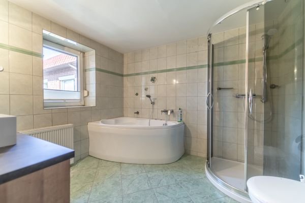 Haupthaus - Badezimmer