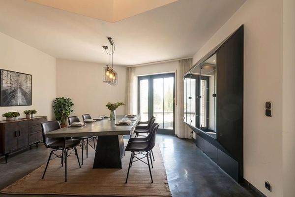 Einrichtungsbeispiel Esszimmer