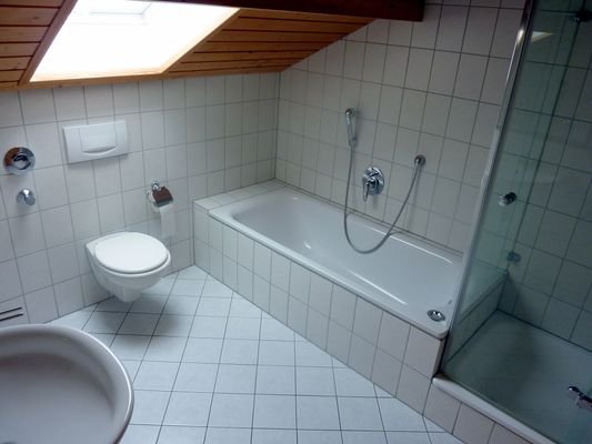 Badezimmer DG.jpg