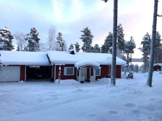 Westansicht im Winter