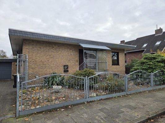 und der Blick von der Straße