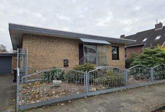 und der Blick von der Straße