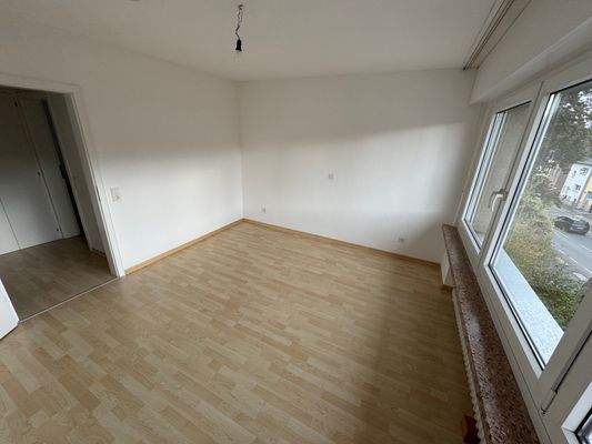 Schlafzimmer (2).JPG