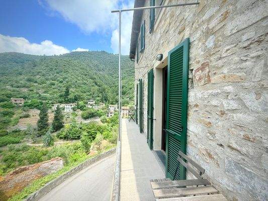 AP_1028_TERRA ITALIA IMMOBILIEN_LIGURIEN_APRICALE_