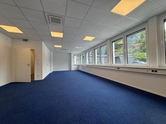 Büro EG
