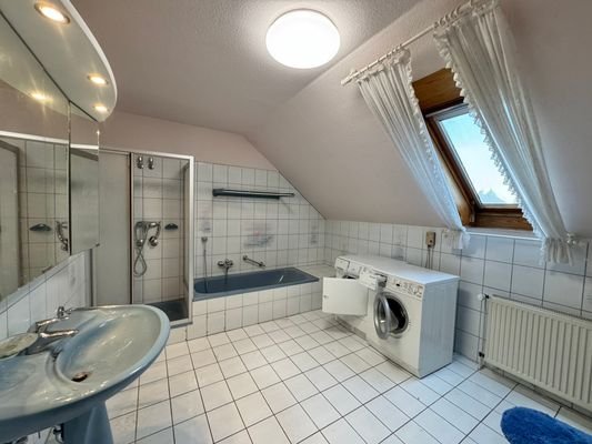 Badezimmer OG Hinterhaus