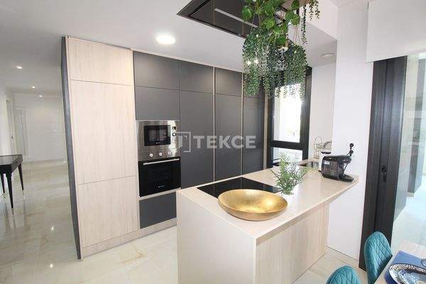 Ground Floor Apartment in Playa Flamenca, Orihuela Costa, Alicante