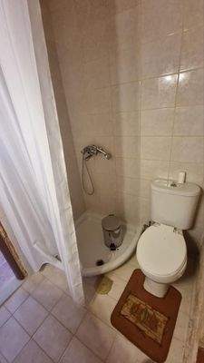 Kreta, Agios Myronas: Einfamilienhaus aus Stein zu verkaufen