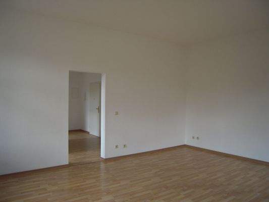 Wohn-, Schlafzimmer (4).JPG