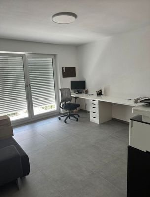 Büro / Kinderzimmer