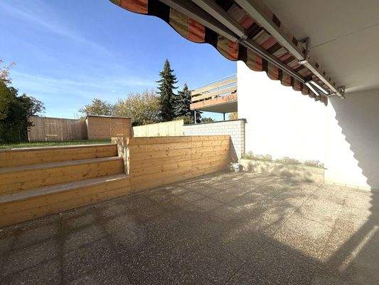 Teilüberdachte Terrasse