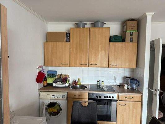 Küchenzeile - Immobilien Baumeister Neuburg.jpg