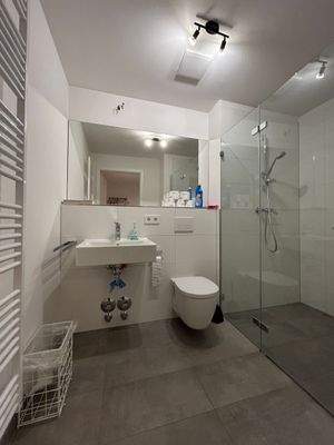 20240123_080726846_iOS