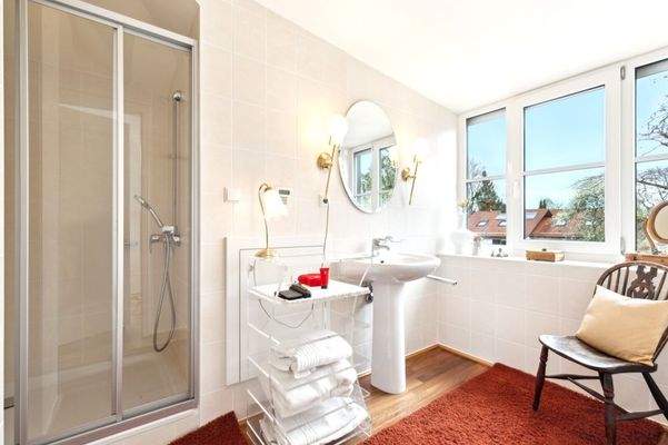 Duschbad im Dachgeschoss