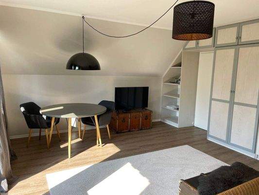 Maßgefertigter Einbauschrank inklusive