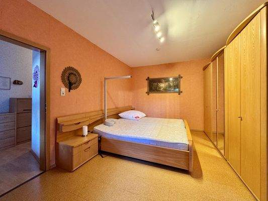 Elternschlafzimmer EG