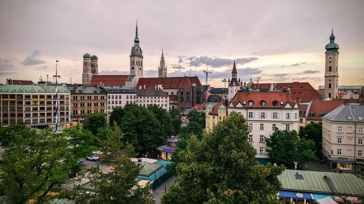 Gegenüber dem Viktualienmarkt 