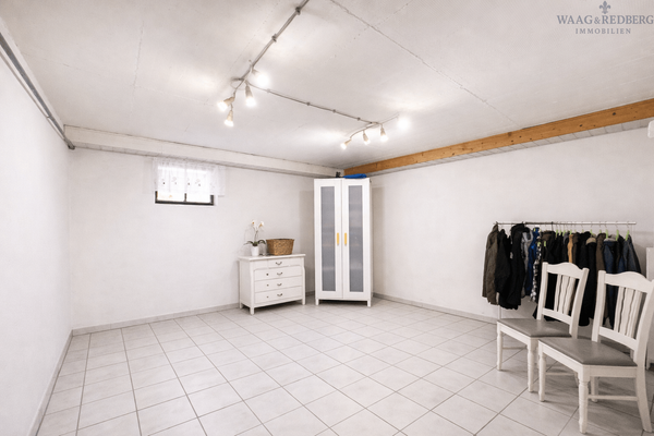 weiterer Kellerraum dient für genugend Staurraum 