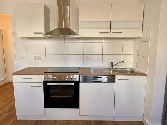 Neue Küche inkl. Spülmaschine