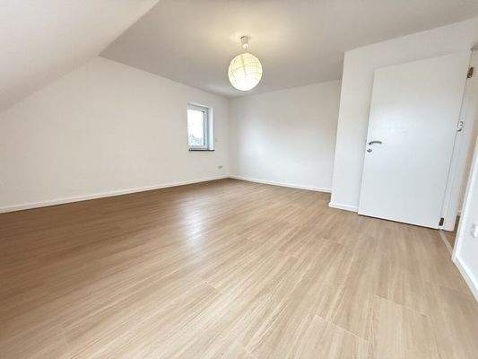 Schlafzimmer  1 _ DG