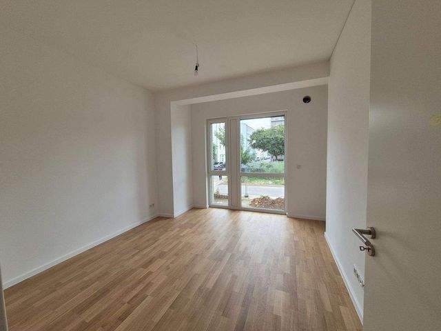 Attraktive 3-Zimmer-Whg. mit Parkett, Balkon, EBK, Fußbodenheizung u. Stellplatz - Foto 3