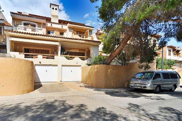 1. Townhouse for sale in Cas Catala