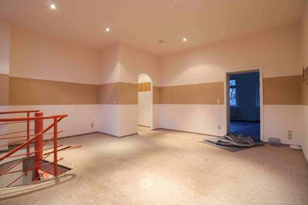 Esszimmersicht auf Flur und Schlafzimmer