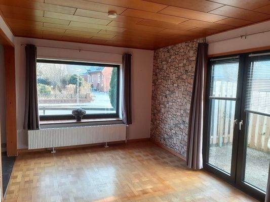 Wohnzimmer mit Terrassenausgang