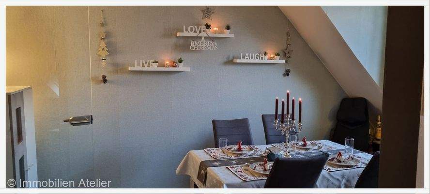 Esszimmer o. Kinderzimmer