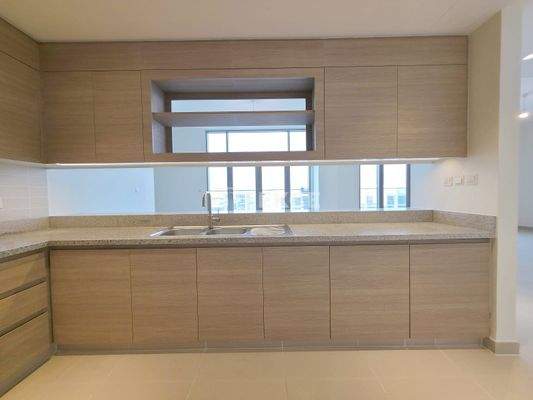Luxury Ready-to-Move Parkside Apartment in Dubai Hills Estate