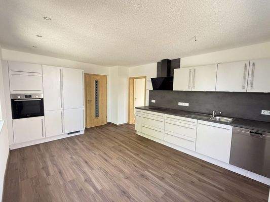 Nagelneue, hochwertige Einbauküche inklusive