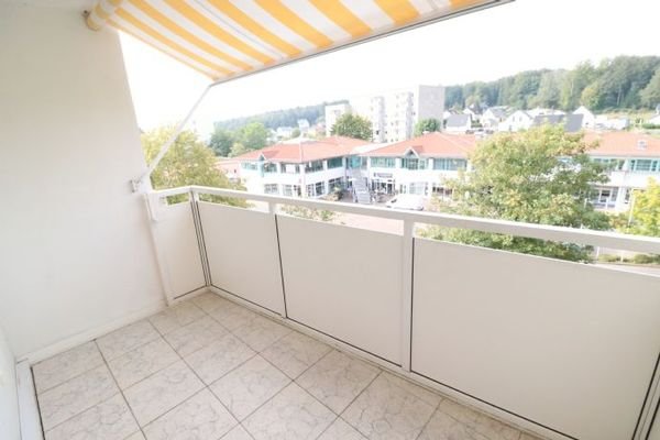 Balkon mit Markise