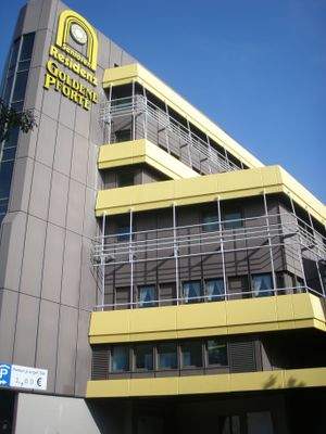 Außenansicht Goldene Pforte 001.jpg