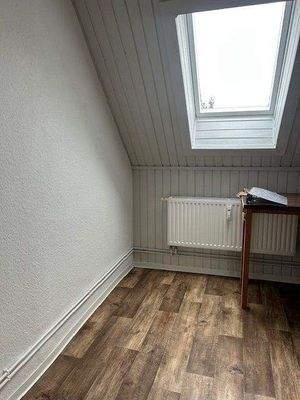 Zimmer Wohnung OG