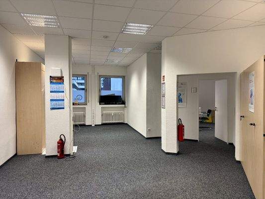 Büro- und Praxisfläche
