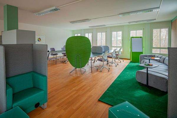 CoWorking Open Space | Eco  Desk