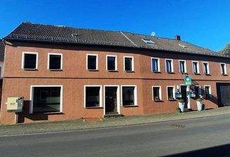 Vorderansicht Straßenseite 