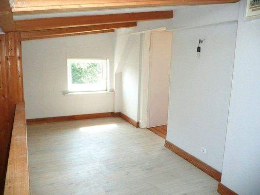 Flurgang im Spitzboden