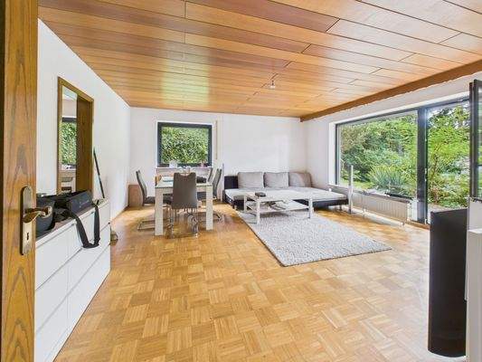 CAM01223G0-PR0152-STILL022