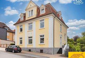 Mehrfamilienhaus mit großzügigem Garten